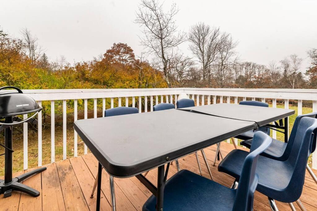 Cheerful Pocono Home Away From Home Albrightsville المظهر الخارجي الصورة